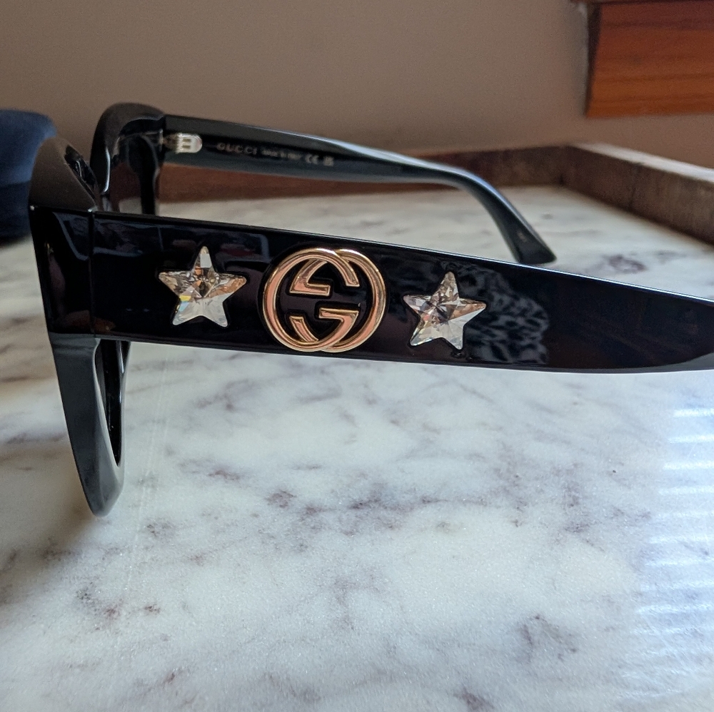 Gucci Black Sunglasses with Gold Accents - Picture 5 of 9